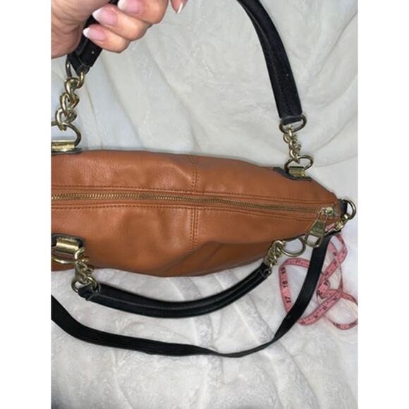 Steve Madden Chestnut Brown Shoulder Bag with Black Handles‎ - Picture 11 of 11